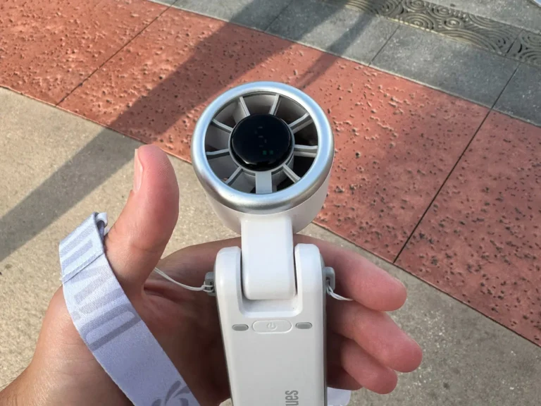 Best Cooling Gear for Disney and Universal With Kids