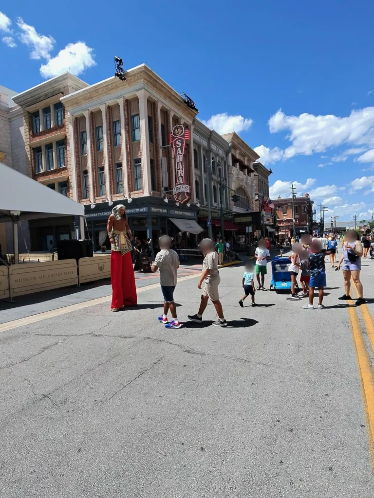 How to Plan a Theme Park Trip with Kids