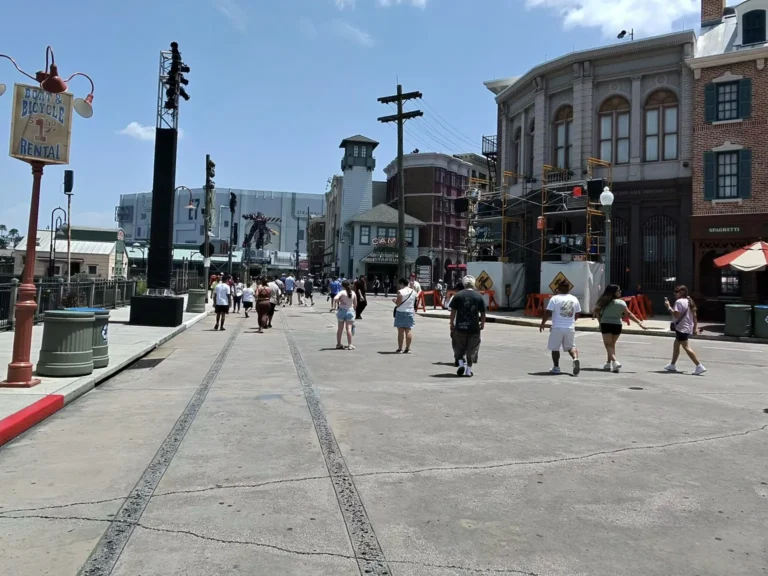 Universal Rope Drop Strategy for Families